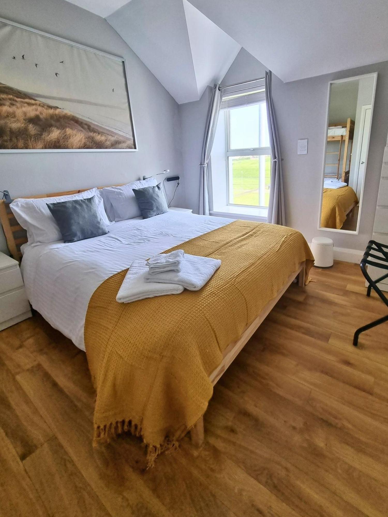 5 Dunluce Park - Portrush By The Sea Apartment Exterior photo